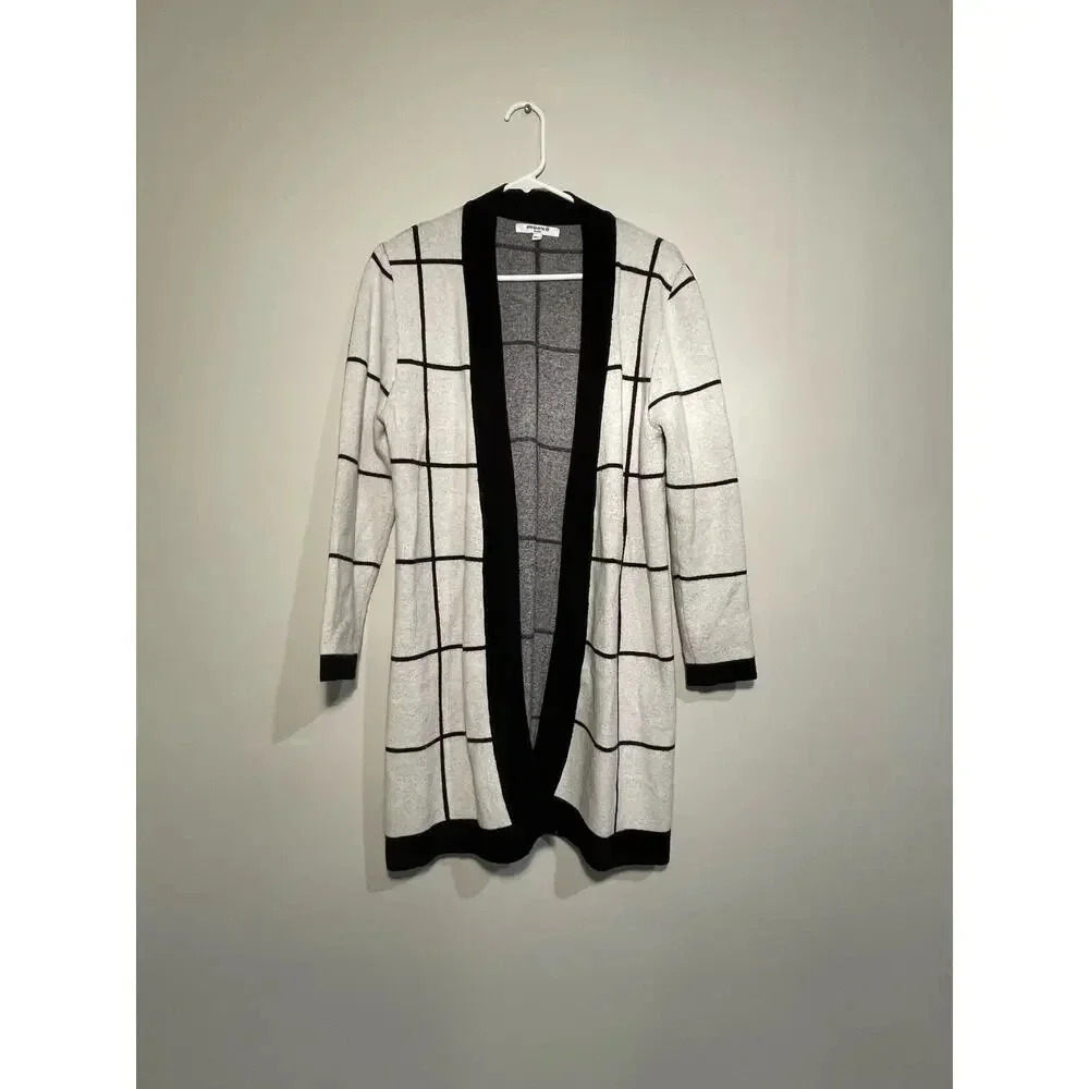 Sweewëe Paris Off-White and Black Grid Print Longlined‎ Knit Cardigan